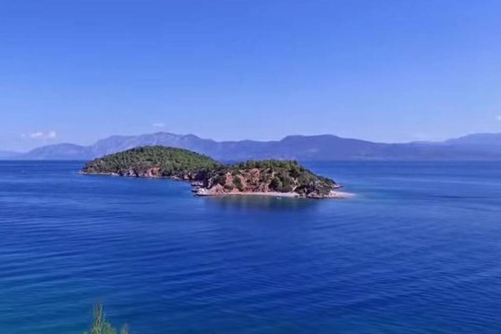 Villa Sul Mare Chalkís Buitenkant foto