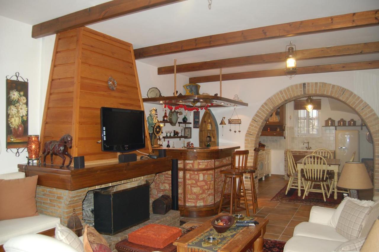 Villa Sul Mare Chalkís Buitenkant foto